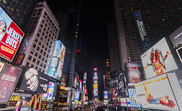 Global Communications Firm Data Center Migration Case Study - image of times square new years eve